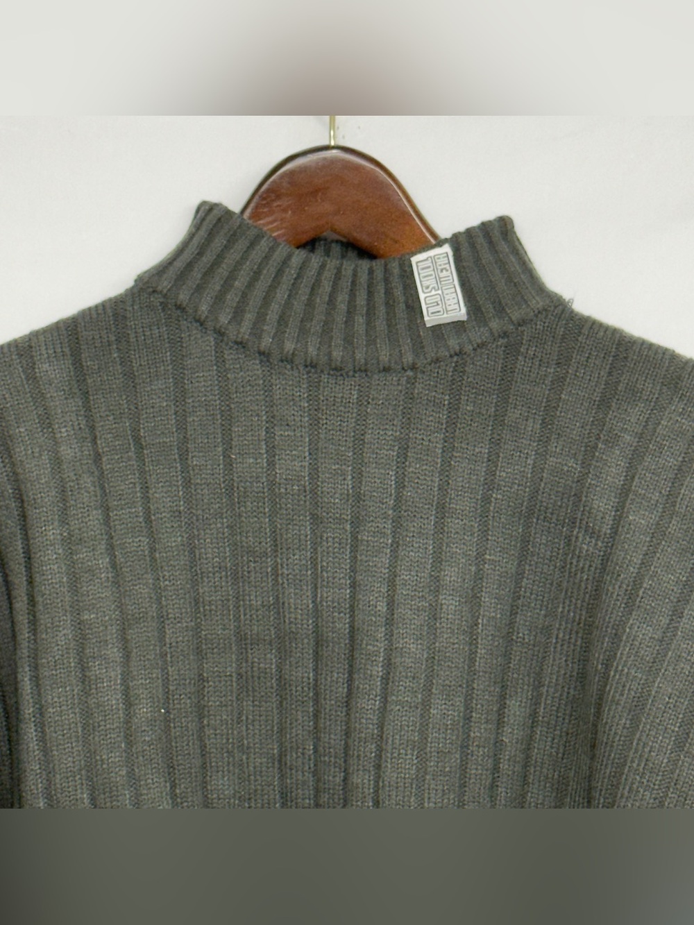 Vintage 90’s Old Skill Urban Wear Dead Stock Mens XL Sweater / Beanie Set Gray